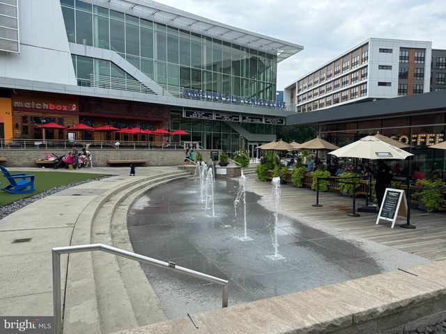 2772 KNOLLSIDE LN, Vienna, VA 22180