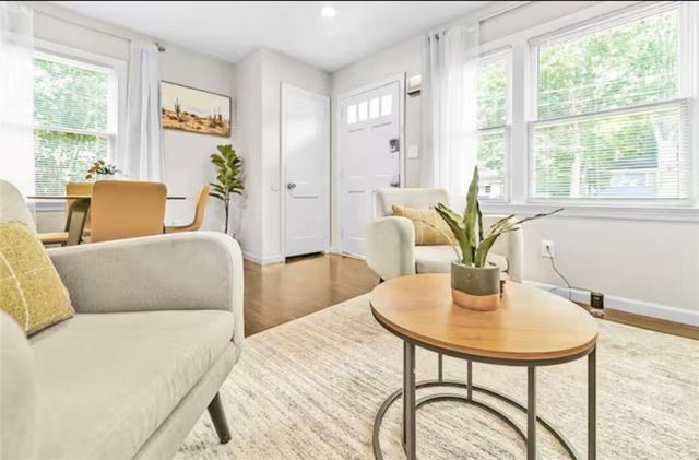 330 Camfield SW Court, Atlanta, GA 30310