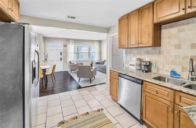 330 Camfield SW Court, Atlanta, GA 30310