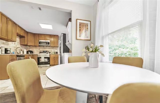 330 Camfield SW Court, Atlanta, GA 30310