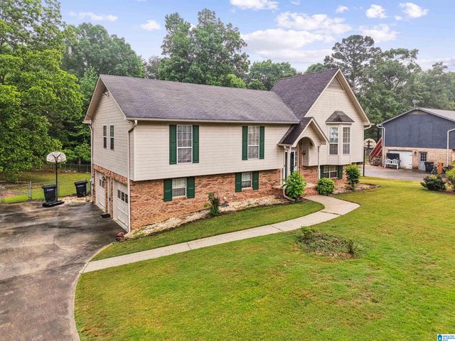 329 SOUTHERN HILLS DRIVE, Calera, AL 35040