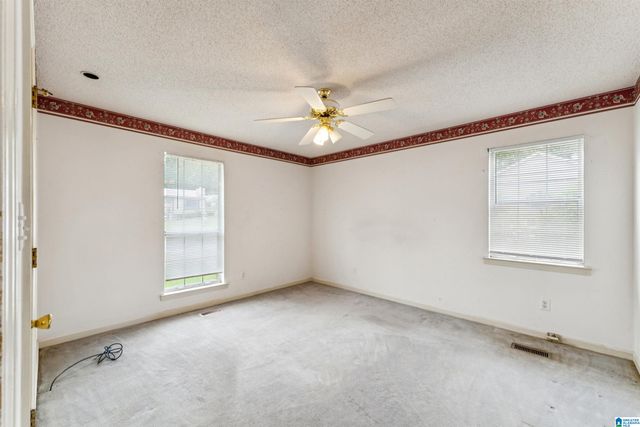 329 SOUTHERN HILLS DRIVE, Calera, AL 35040
