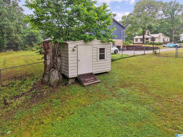 329 SOUTHERN HILLS DRIVE, Calera, AL 35040