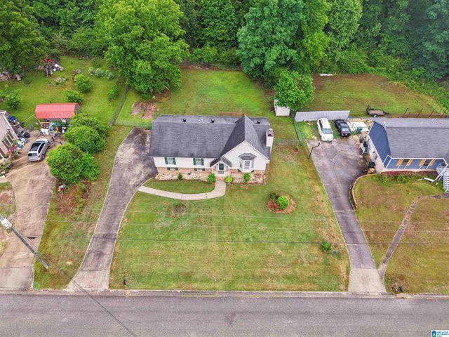 329 SOUTHERN HILLS DRIVE, Calera, AL 35040