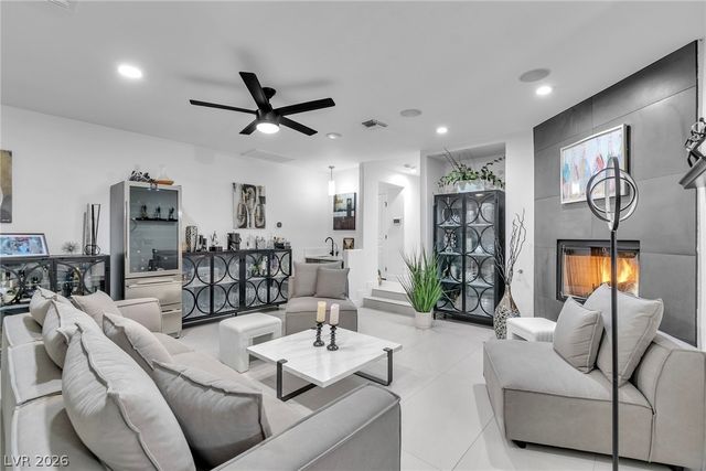 2025 Winter Wind Street, Las Vegas, NV 89134