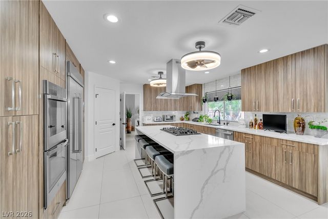 2025 Winter Wind Street, Las Vegas, NV 89134