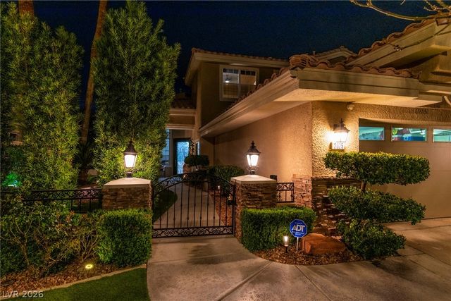 2025 Winter Wind Street, Las Vegas, NV 89134