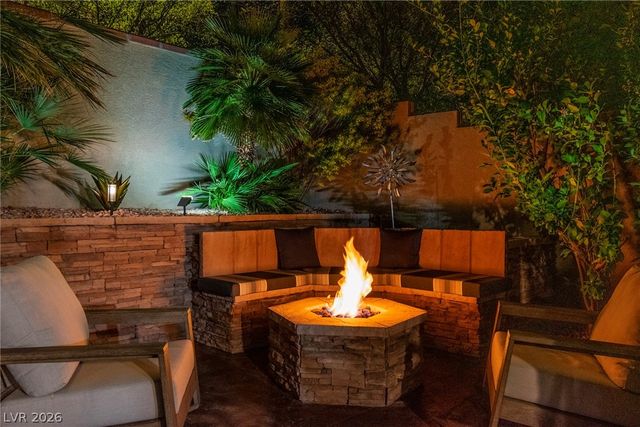 2025 Winter Wind Street, Las Vegas, NV 89134