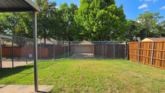 2013 Campbell Parkway, Richardson, TX 75082