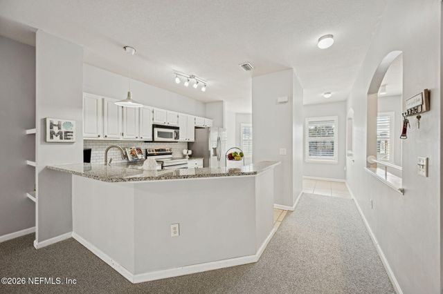 3750 SILVER BLUFF Boulevard 605, Orange Park, FL 32065