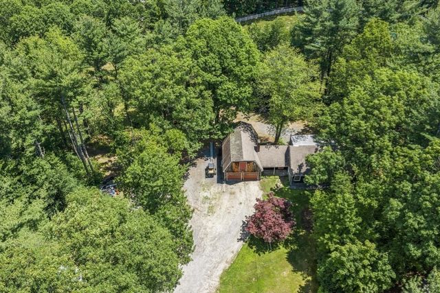 9 Laurel Ln, Princeton, MA 01541