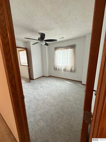 6708 Michelle Avenue, La Vista, NE 68128