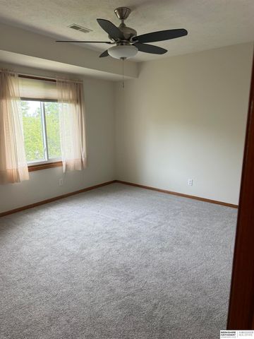 6708 Michelle Avenue, La Vista, NE 68128