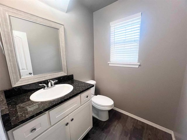 2165 Buena Vida Lane, Edmond, OK 73013
