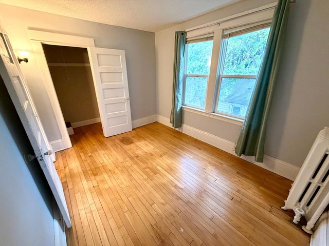 3735 Girard Avenue N, Minneapolis, MN 55412