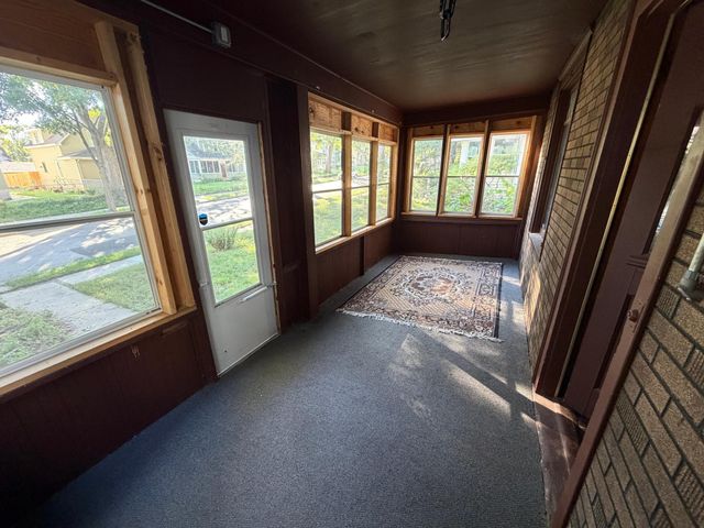 3735 Girard Avenue N, Minneapolis, MN 55412