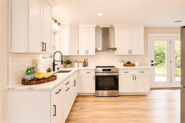 1421 Willow Bend Drive, Snellville, GA 30078
