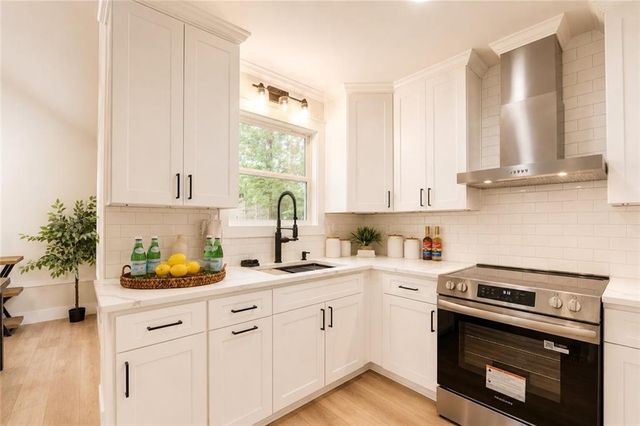 1421 Willow Bend Drive, Snellville, GA 30078