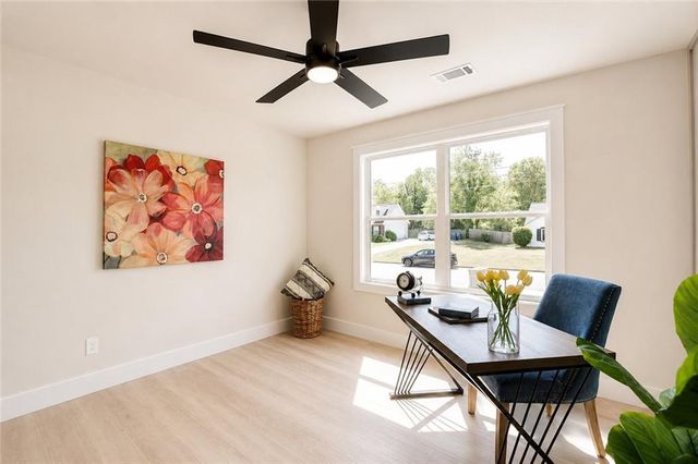 1421 Willow Bend Drive, Snellville, GA 30078