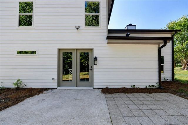 1421 Willow Bend Drive, Snellville, GA 30078