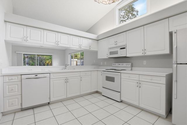 45 GULFWINDS DRIVE W, Palm Harbor, FL 34683