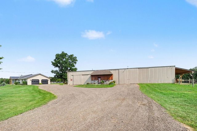 10320 Lincoln Lake Avenue NE, Greenville, MI 48838