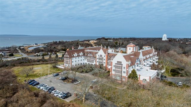 236 Edgemere Street 314, Montauk, NY 11954