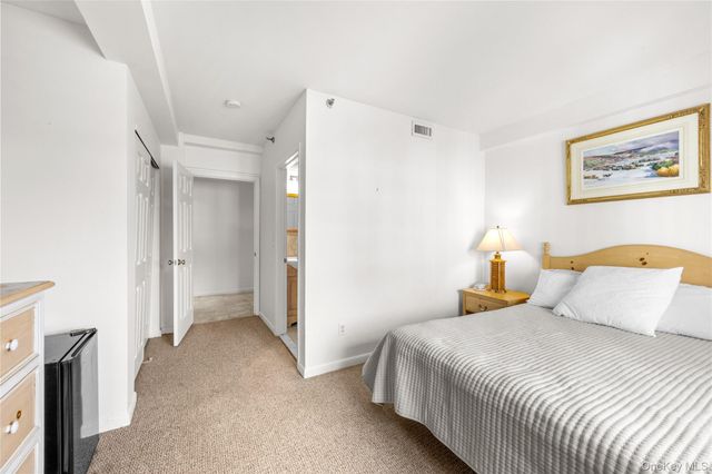 236 Edgemere Street 314, Montauk, NY 11954