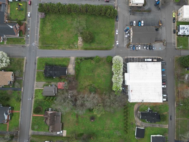 111 W Webb St, Smithville, TN 37166