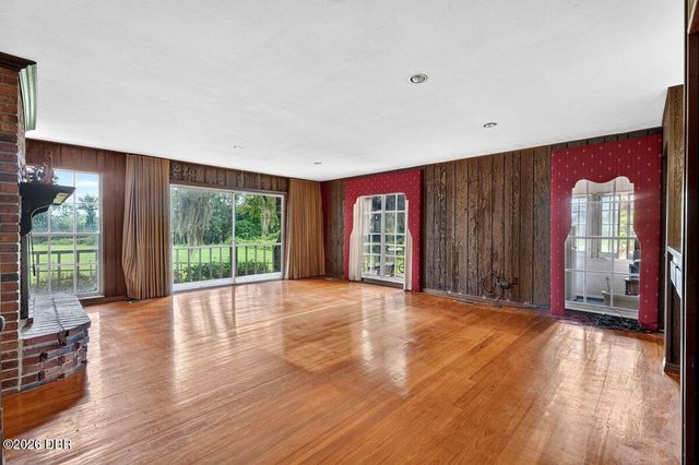 1980 Lake Hires Road, Deleon Springs, FL 32130