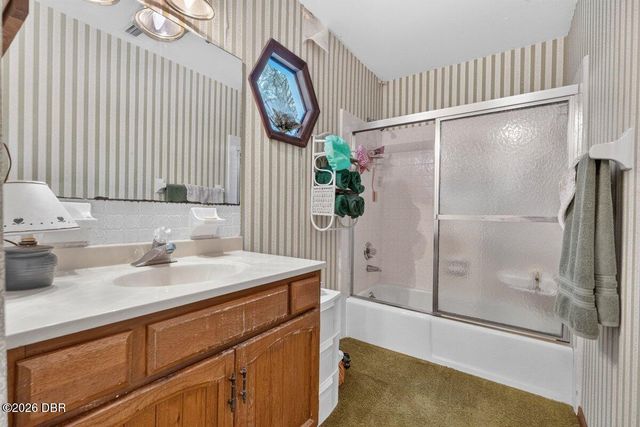 1980 Lake Hires Road, Deleon Springs, FL 32130