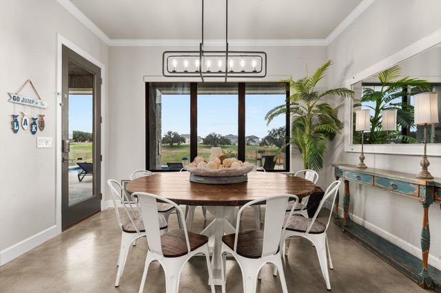 202 Clearwater DR, Kingsland, TX 78639