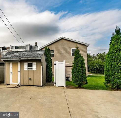 122 BELVEDERE AVE, Reading, PA 19611