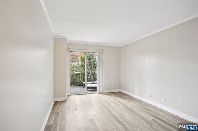 1077 River Road TH5, Edgewater, NJ 07020