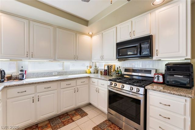 6504 Deer Hollow Street, Las Vegas, NV 89149