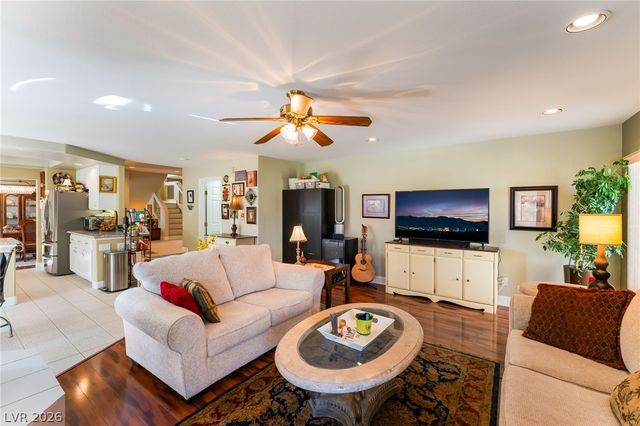 6504 Deer Hollow Street, Las Vegas, NV 89149