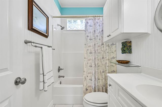 18614 Warrior Road, Galveston, TX 77554