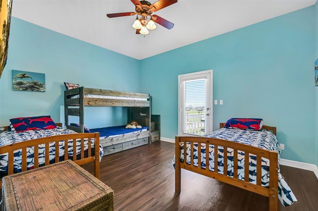 18614 Warrior Road, Galveston, TX 77554