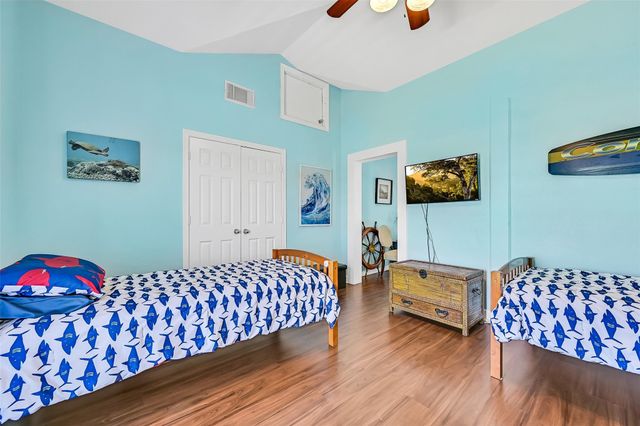 18614 Warrior Road, Galveston, TX 77554