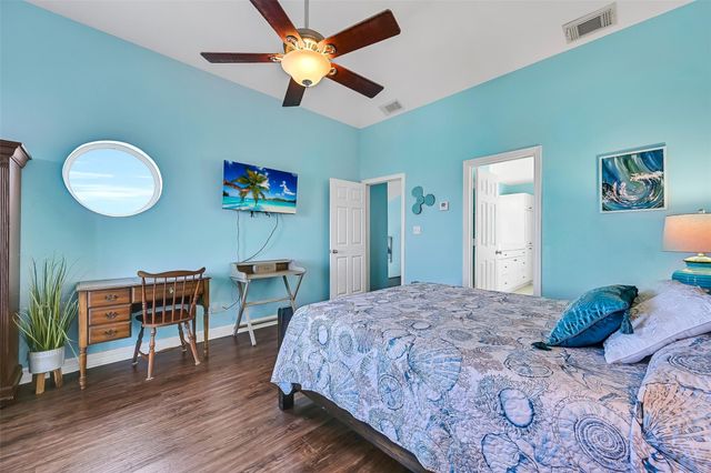 18614 Warrior Road, Galveston, TX 77554
