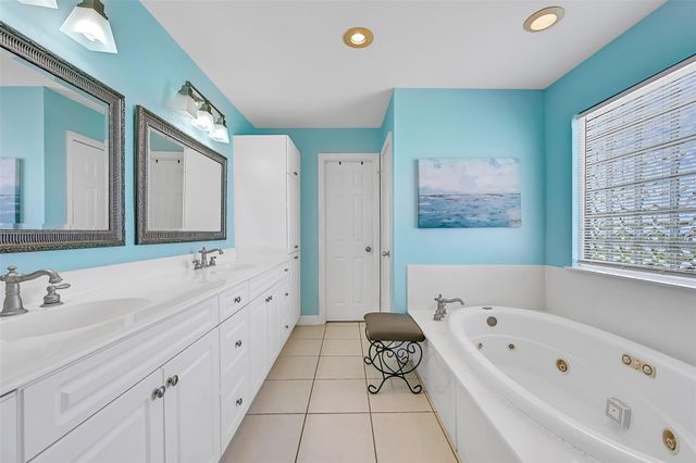 18614 Warrior Road, Galveston, TX 77554