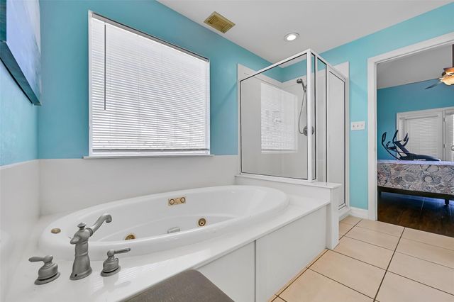 18614 Warrior Road, Galveston, TX 77554