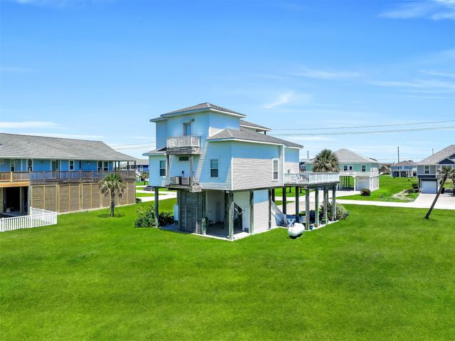 18614 Warrior Road, Galveston, TX 77554