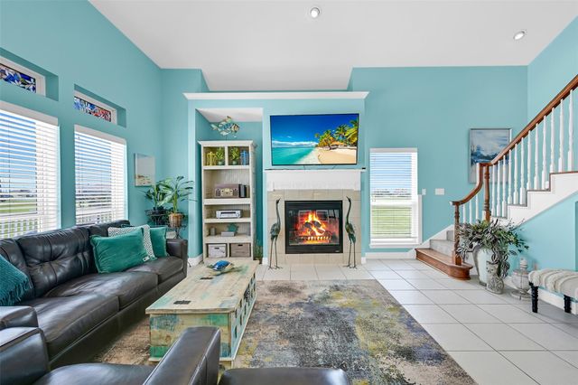 18614 Warrior Road, Galveston, TX 77554