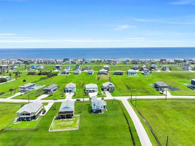 18614 Warrior Road, Galveston, TX 77554