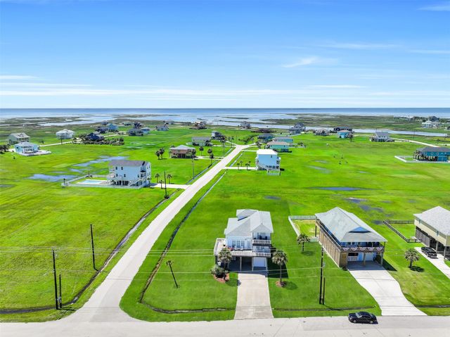 18614 Warrior Road, Galveston, TX 77554