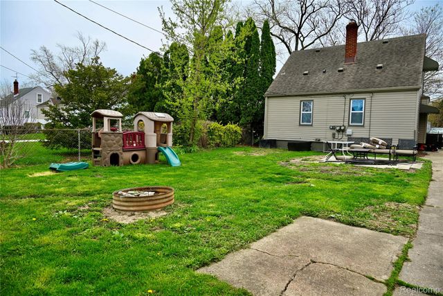 958 Ford Boulevard, Lincoln Park, MI 48146