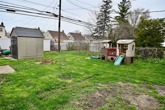 958 Ford Boulevard, Lincoln Park, MI 48146