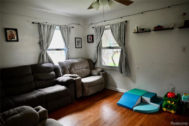 958 Ford Boulevard, Lincoln Park, MI 48146