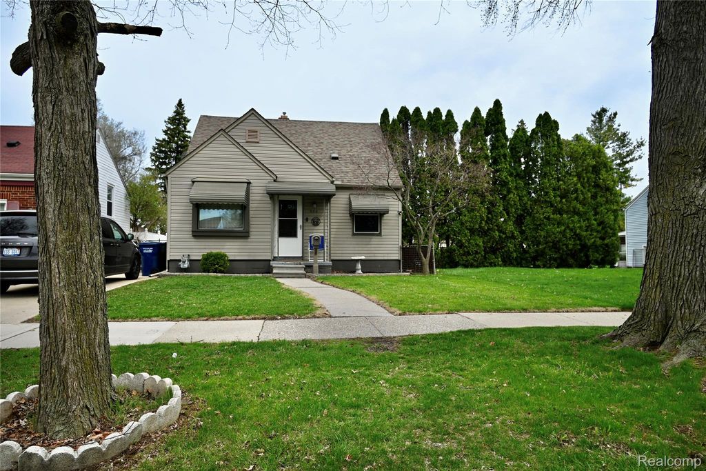 958 Ford Boulevard, Lincoln Park, MI 48146